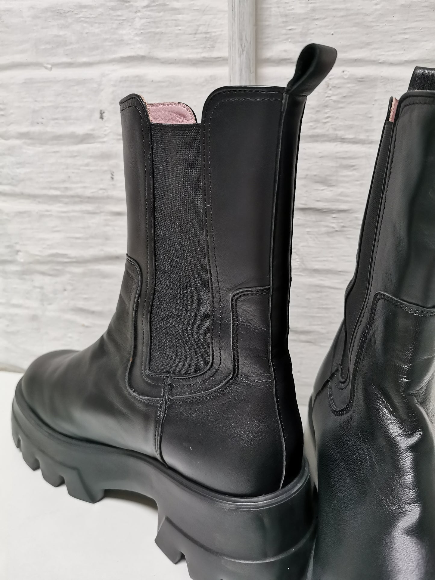 Essentiel Boots
