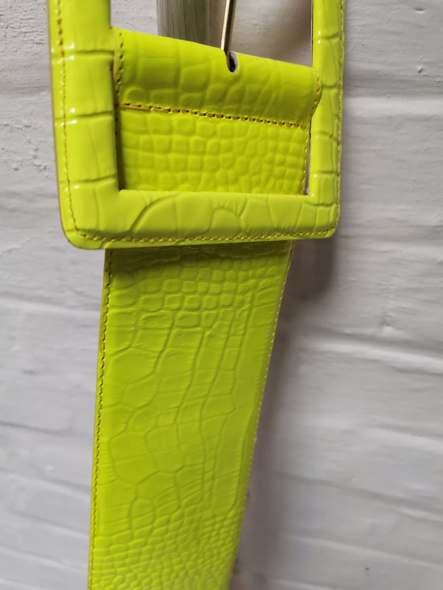 Essentiel riem fluogeel