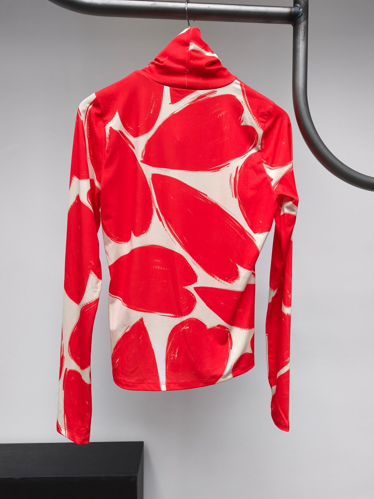 Essentiel turtle neck hartjes