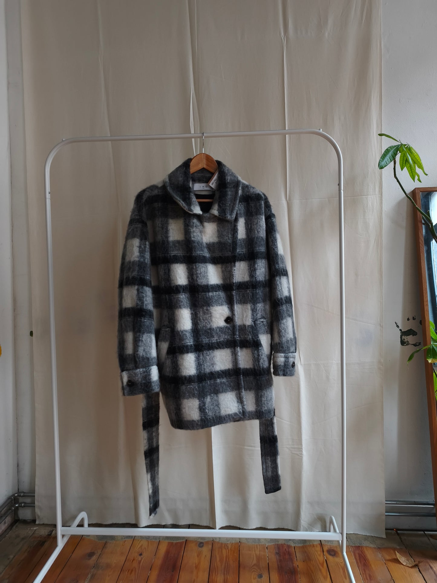 Zwart/witte geruite Iro Mantel