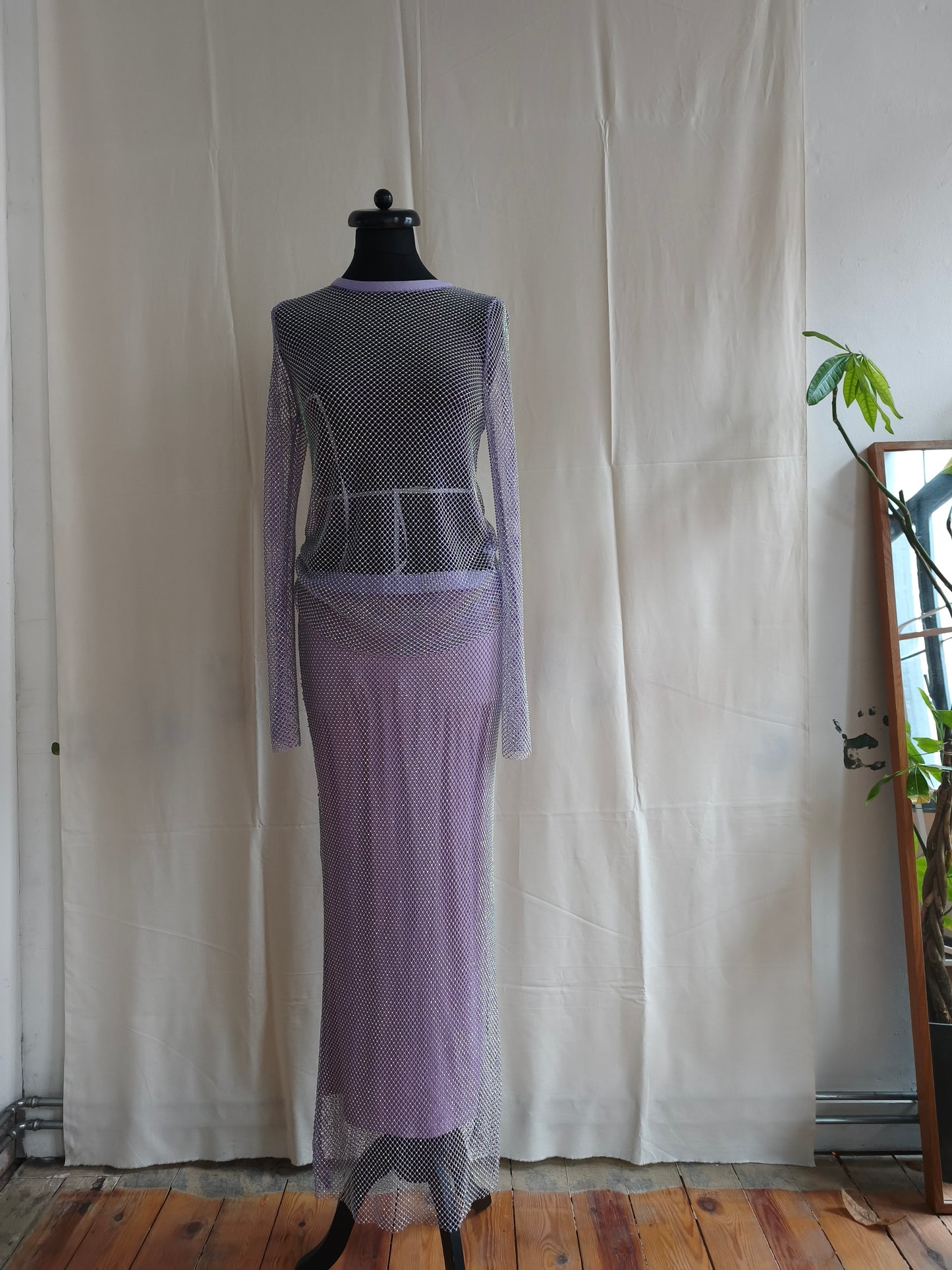 Essentiel lila fishnet top