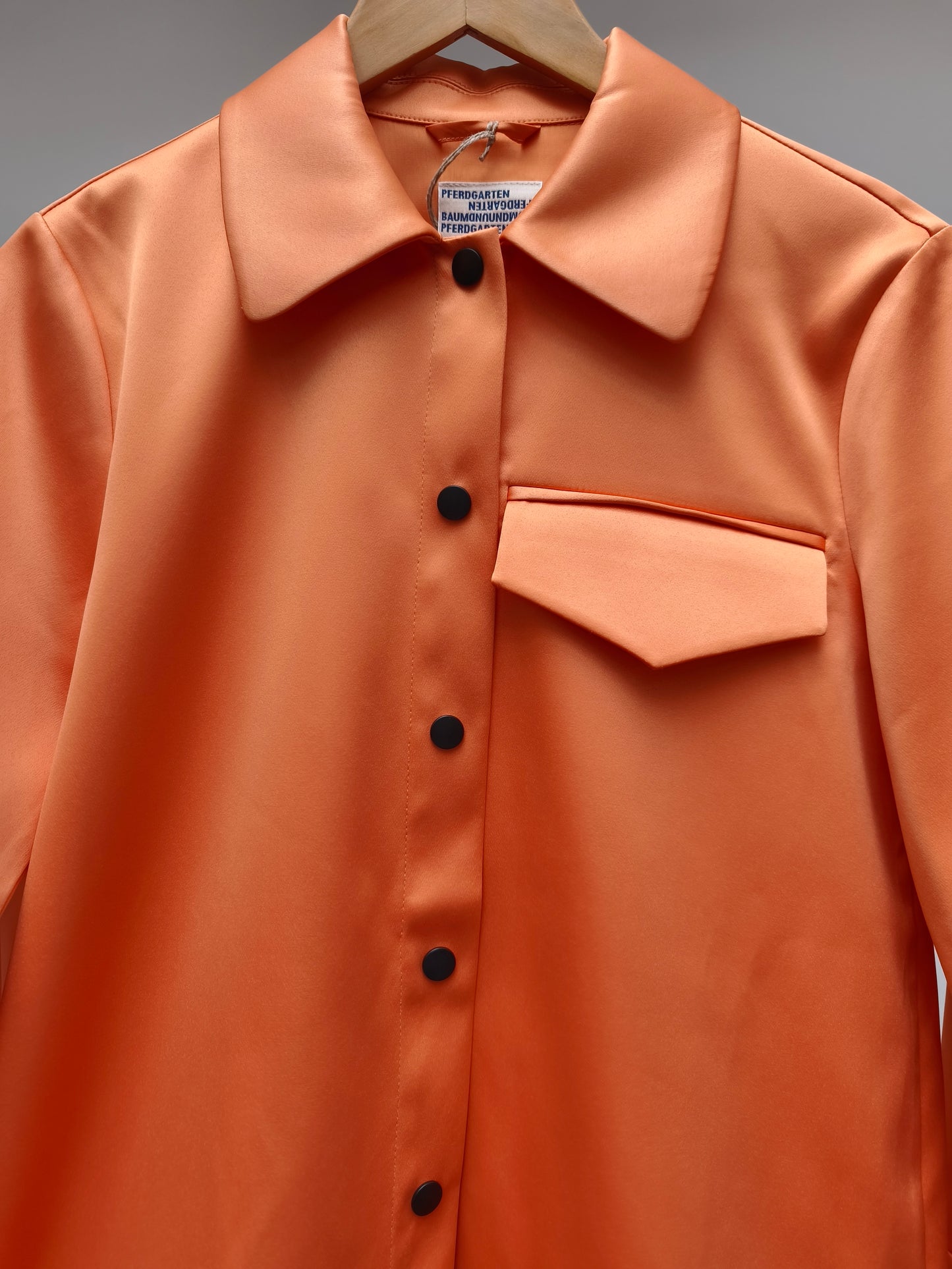 Baum und Pferdgarten hemd oranje