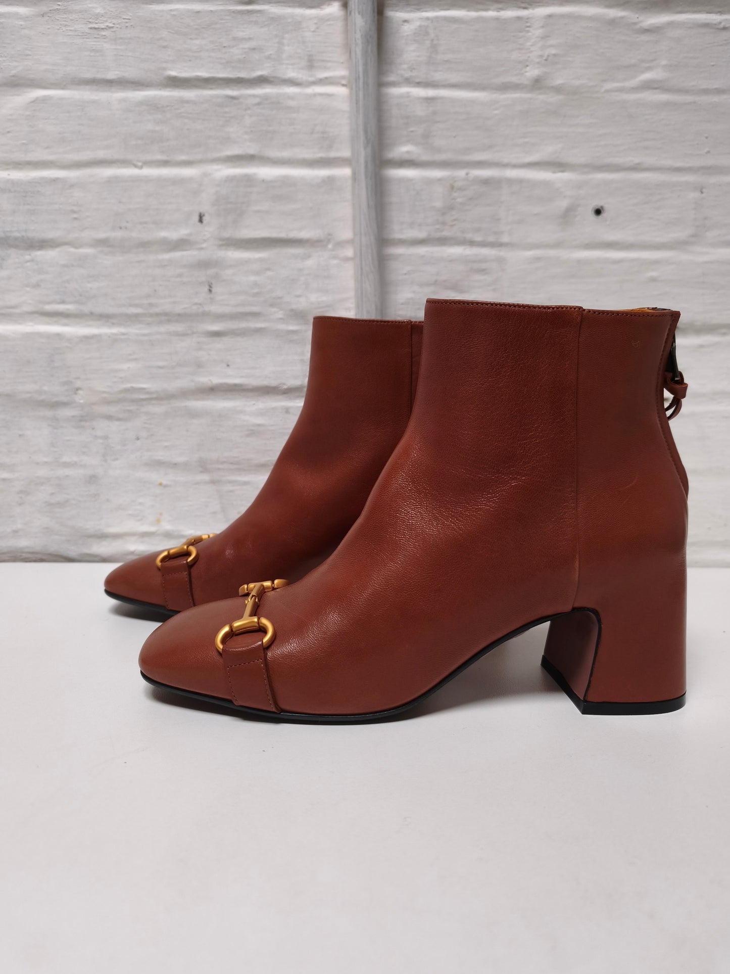 Mara Bini enkellaarzen cognac