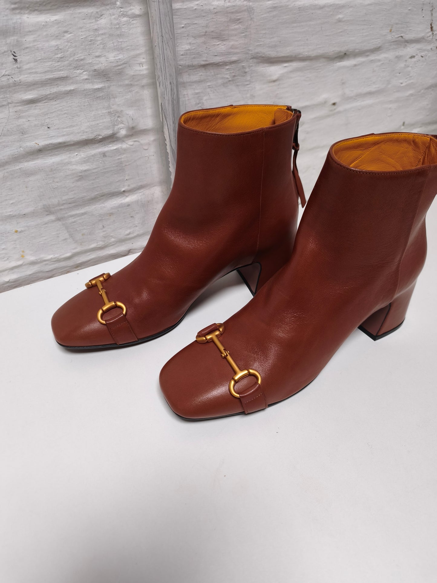 Mara Bini enkellaarzen cognac