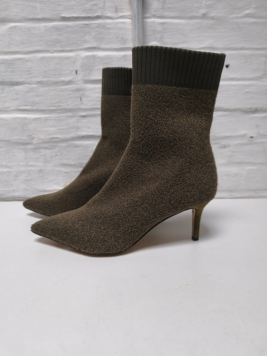 Fabio Rusconi soklaarzen