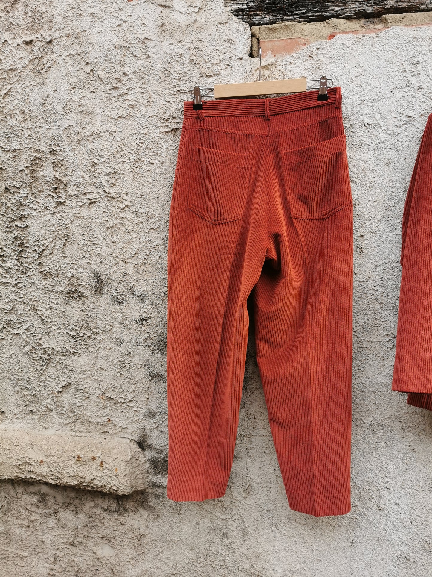 Sayidati kostuum roest fluweel