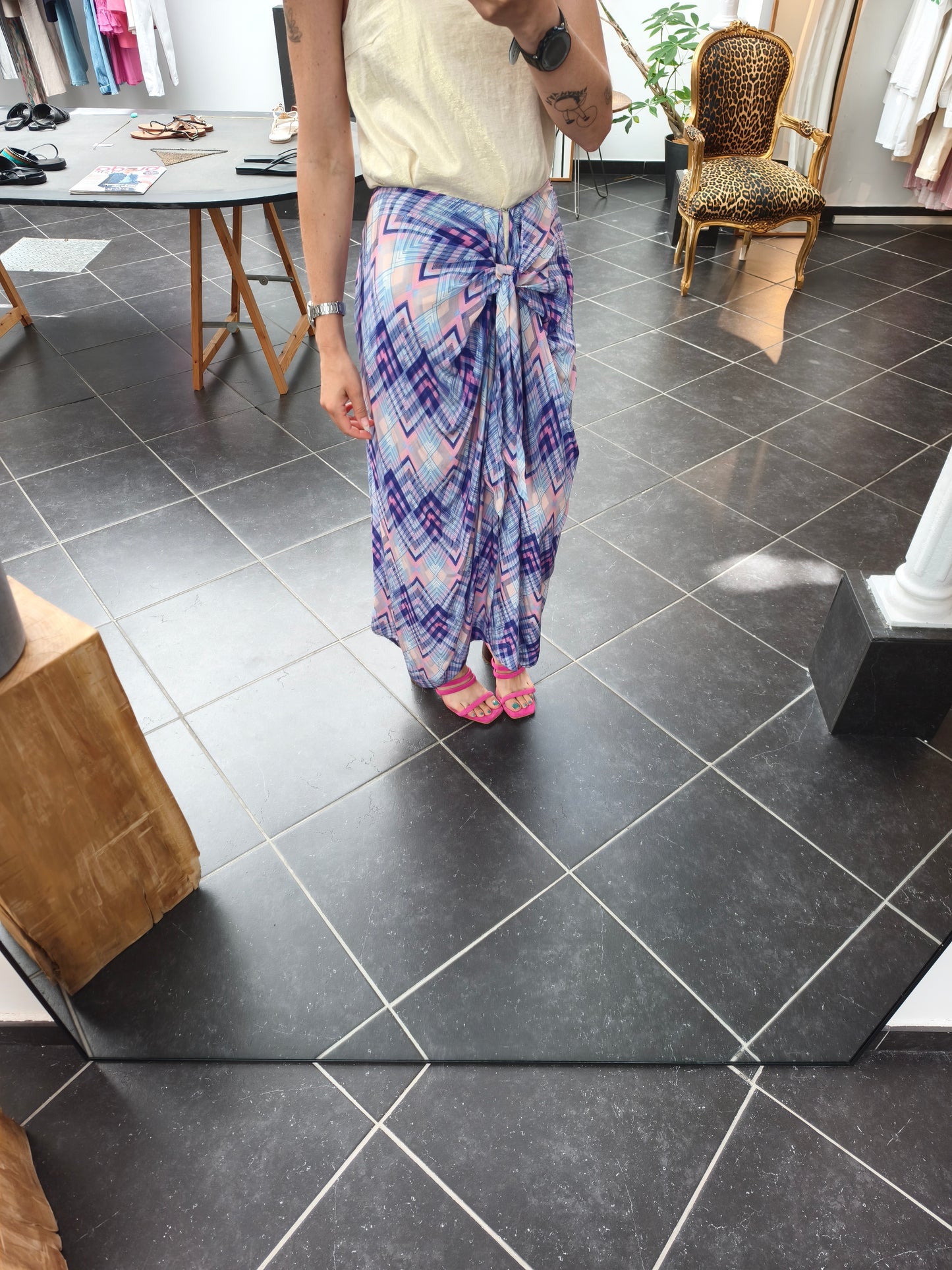 Rae Antwerp rok