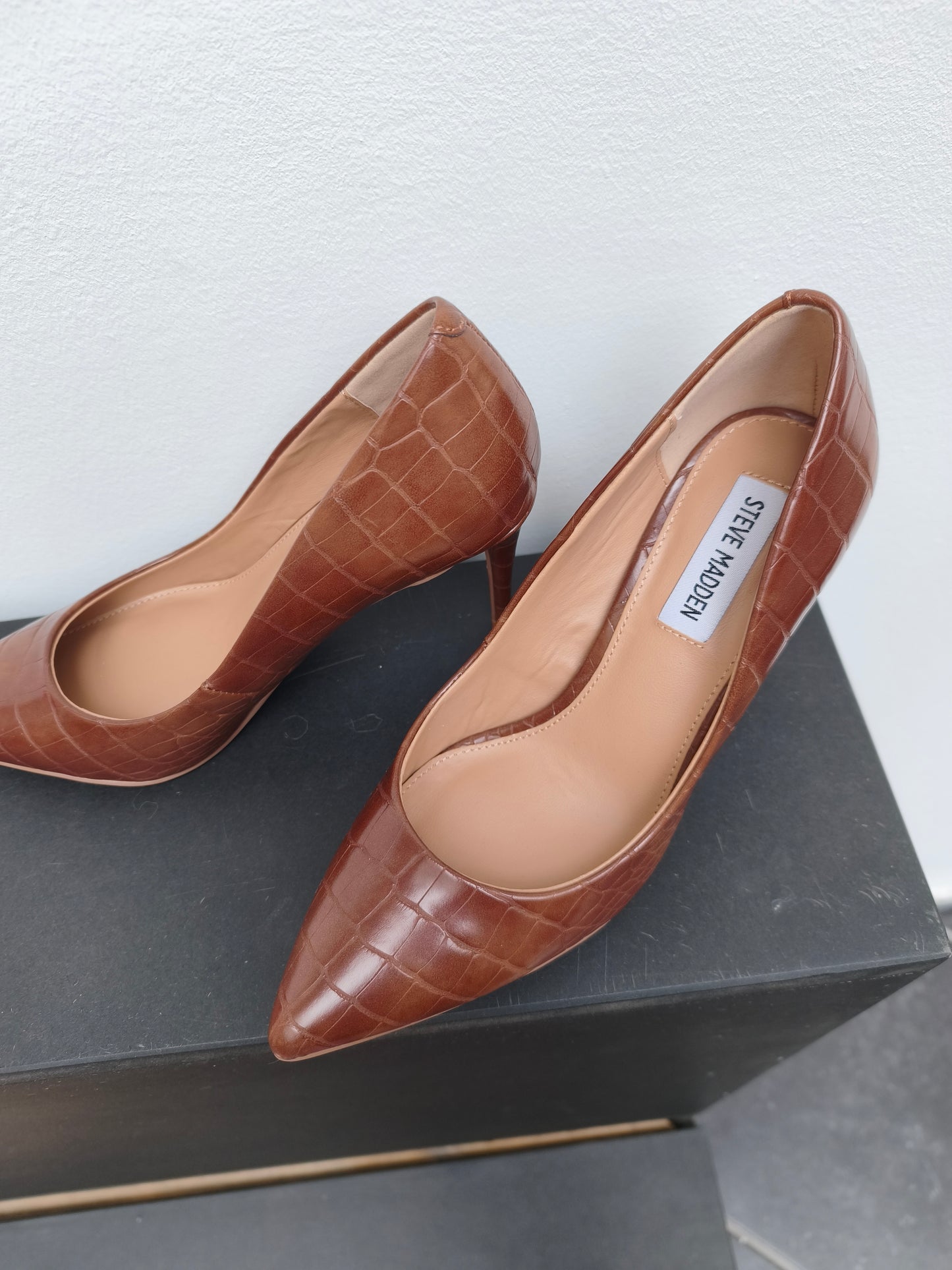 Steve Madden pumps