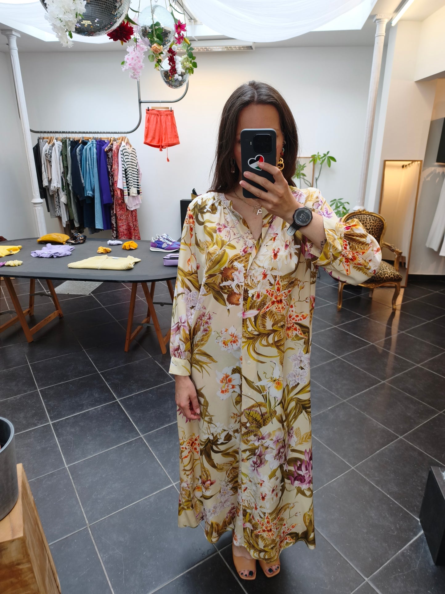 Momoni jurk geel print bloemen