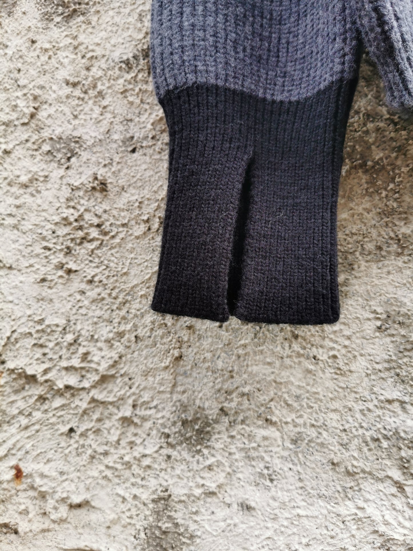 Essentiel trui grijs