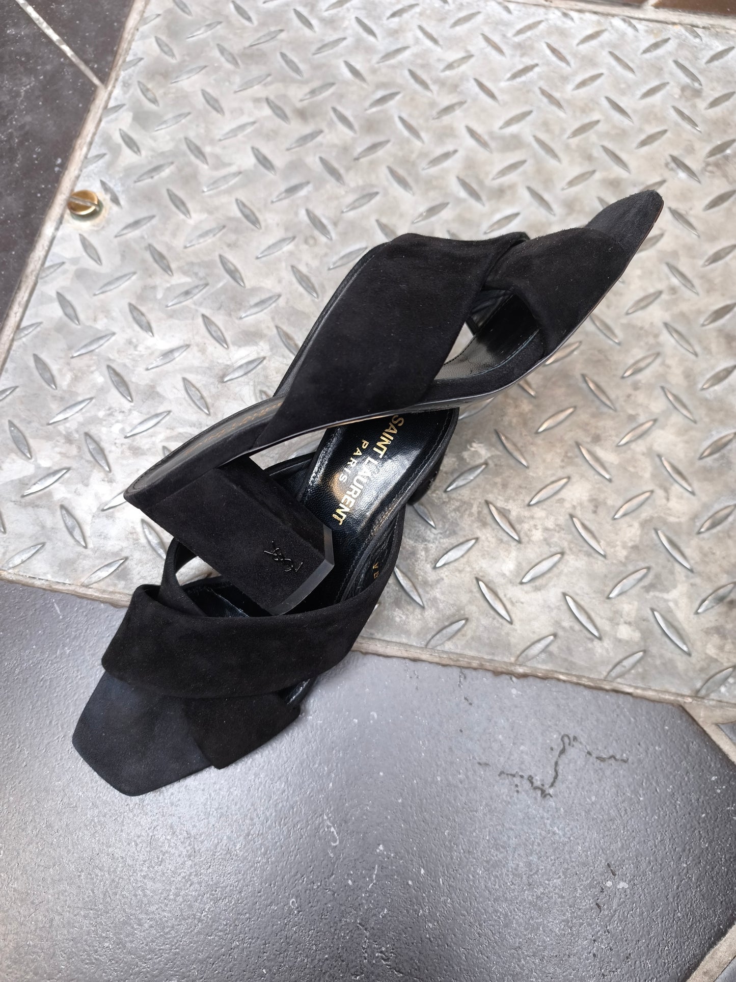 Yves Saint Laurent muiltjes