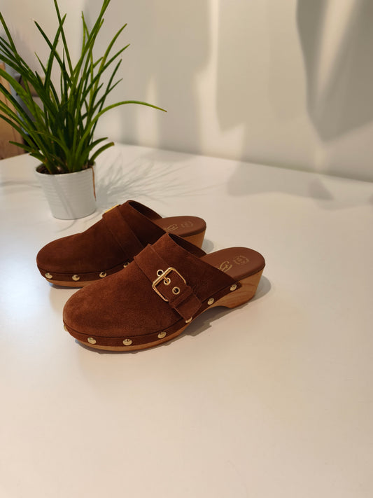 Betty London clogs
