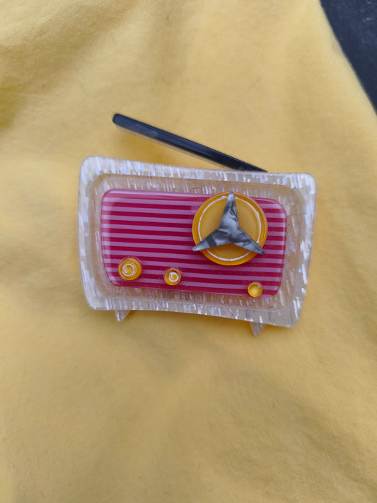 Erst Wilder broche
