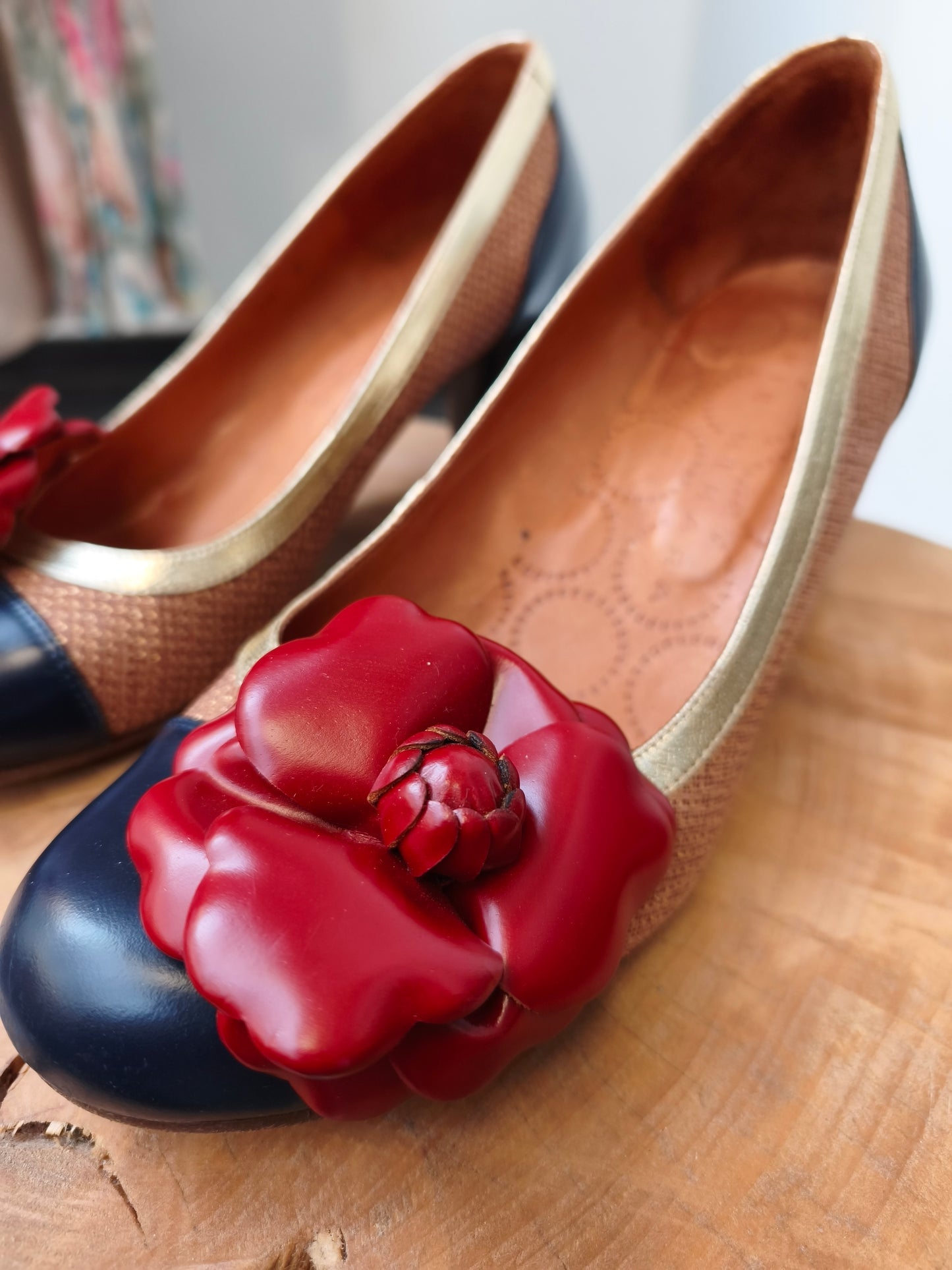Chie Mihara pumps