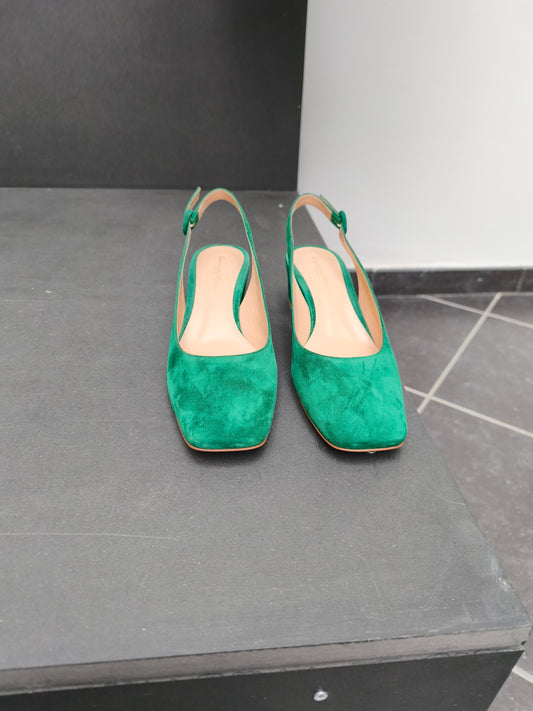 Gianvito Rossi slingbacks