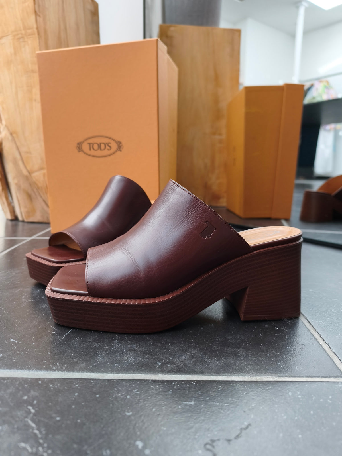 Tod's clogs