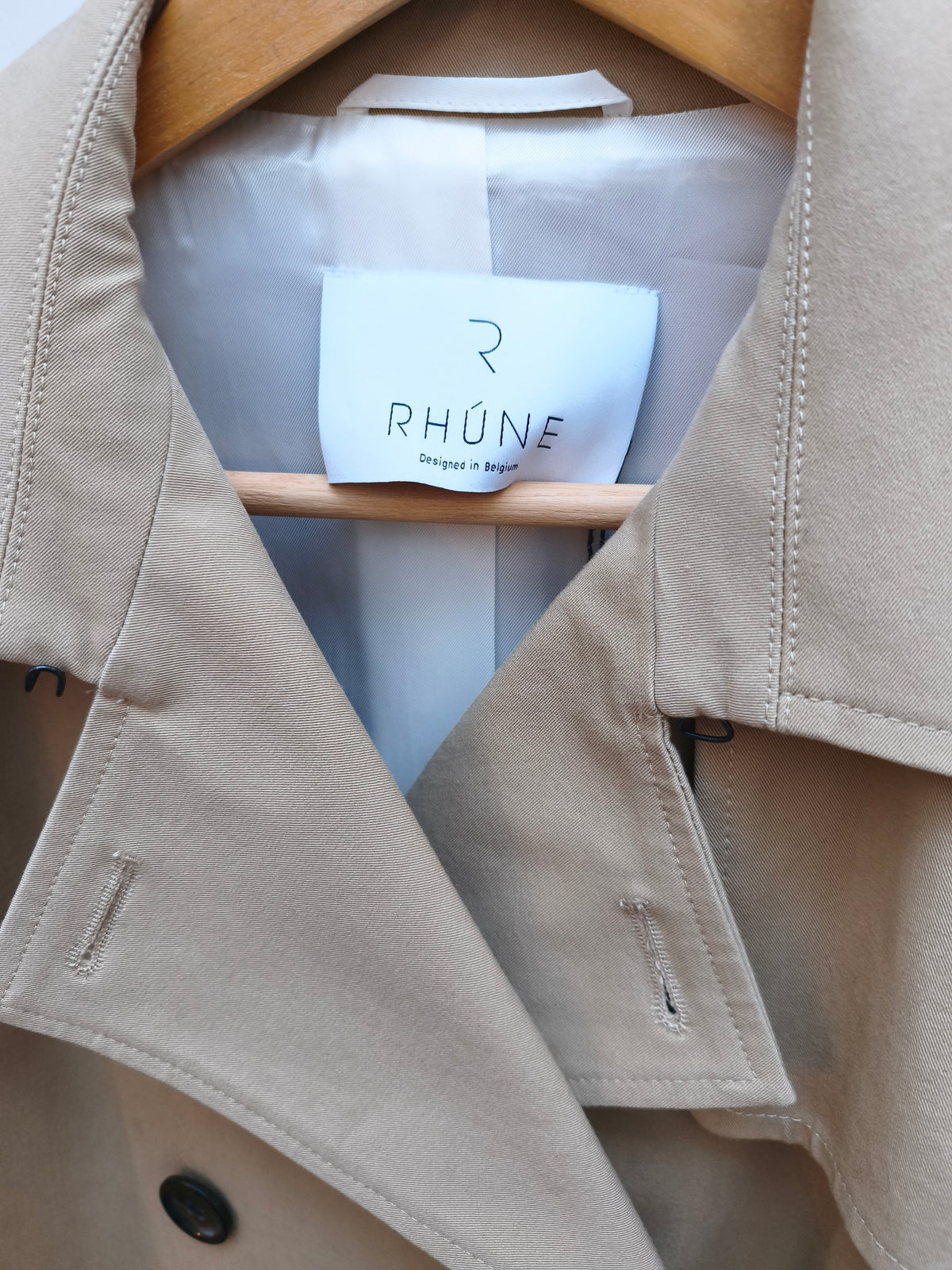 Rhúne Eline trenchcoat