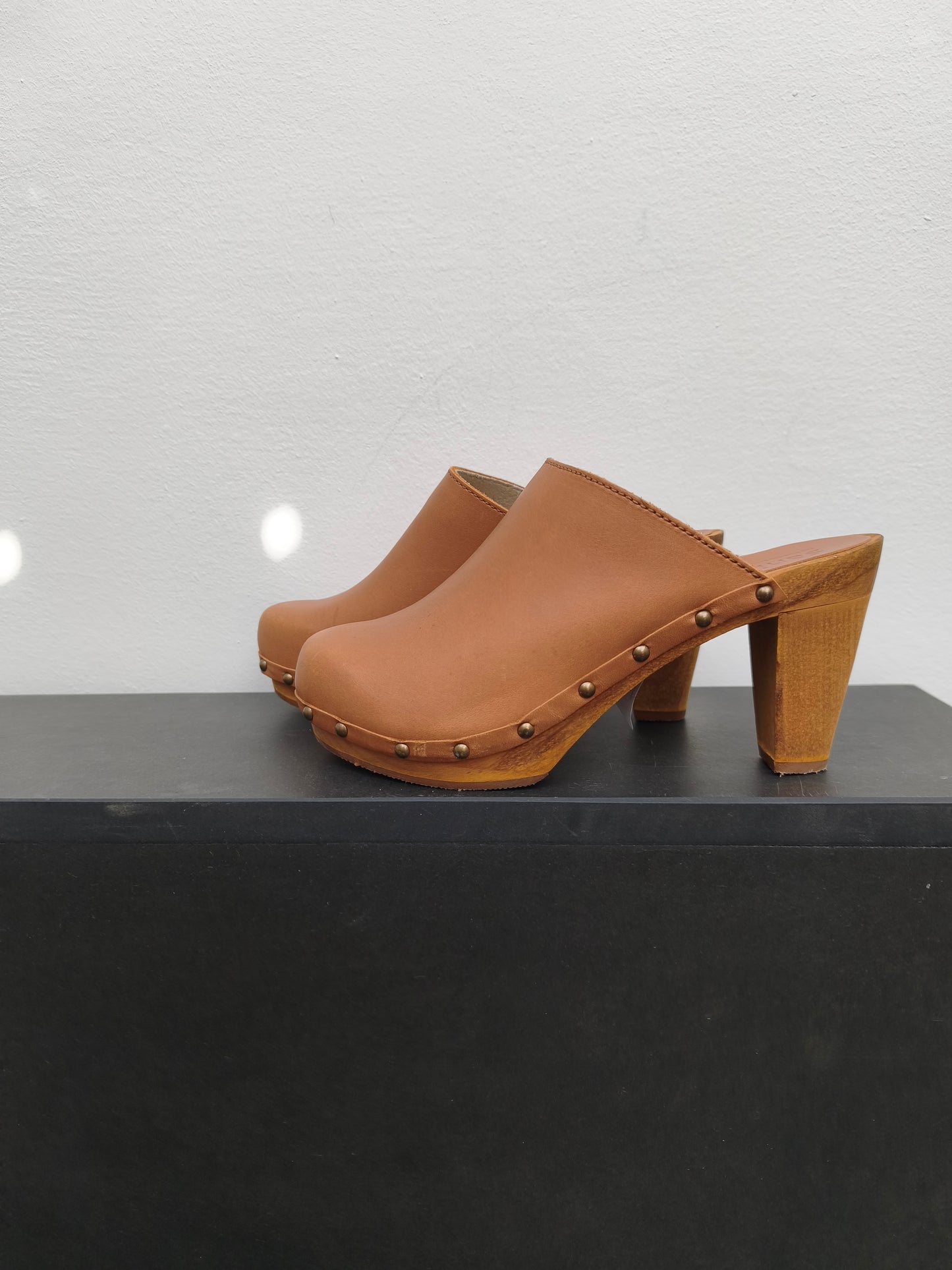 Sanita clogs
