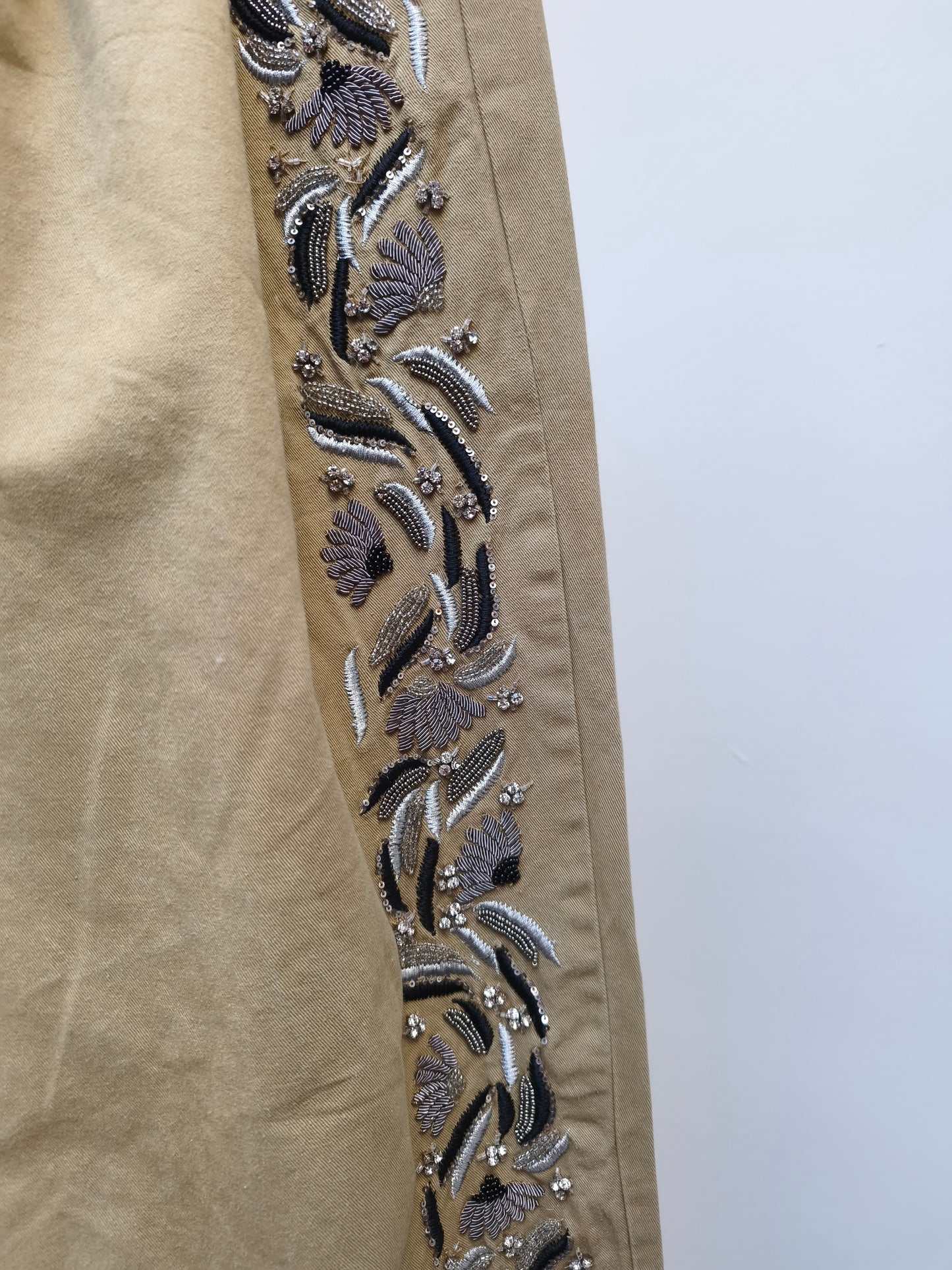 Essentiel Broek kaki kraaltjes