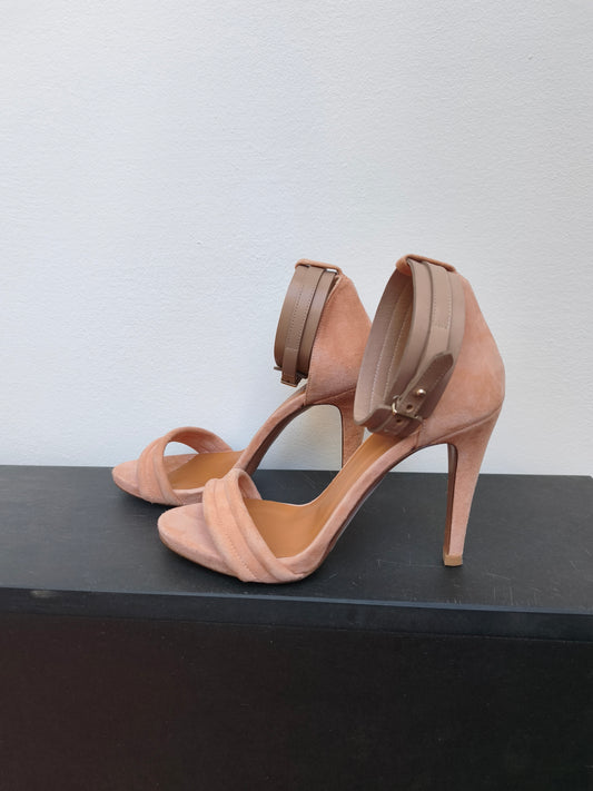 Hoss Intropia sandalen