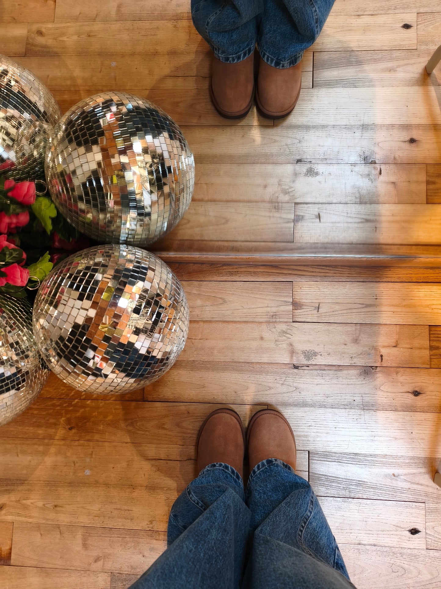 UGG classic mini crescent