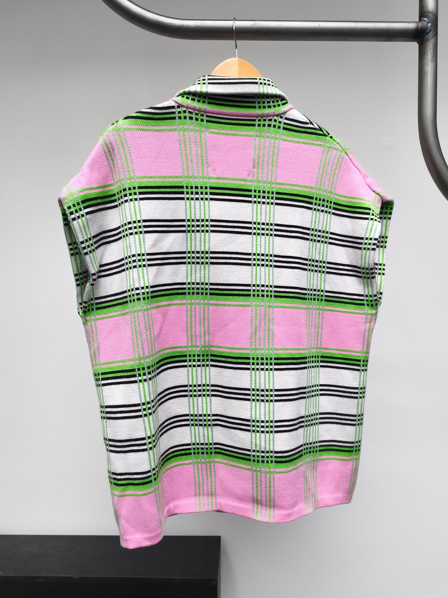 Essentiel waistcoat roze groen