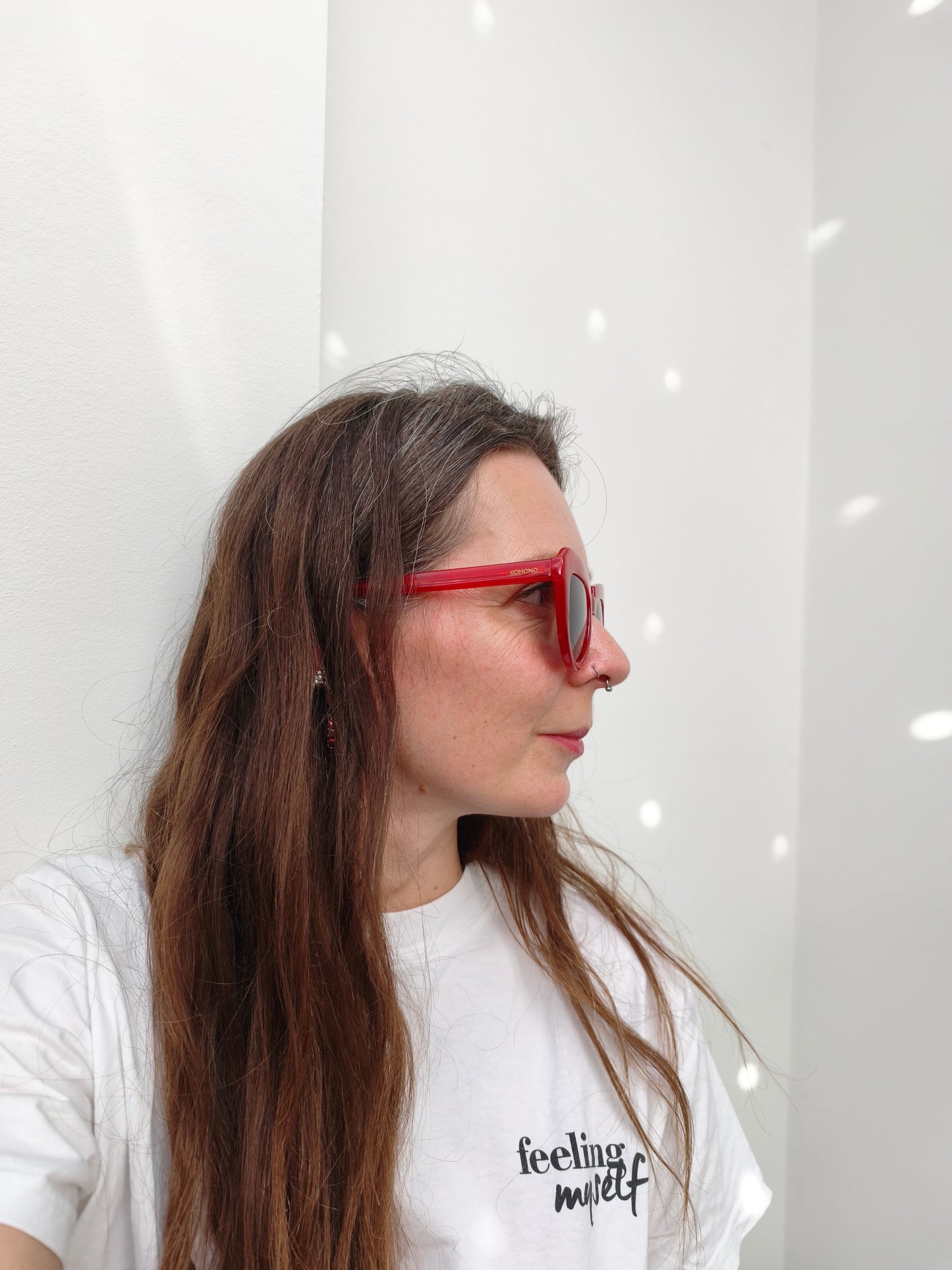 Komono zonnebril The Stella rood