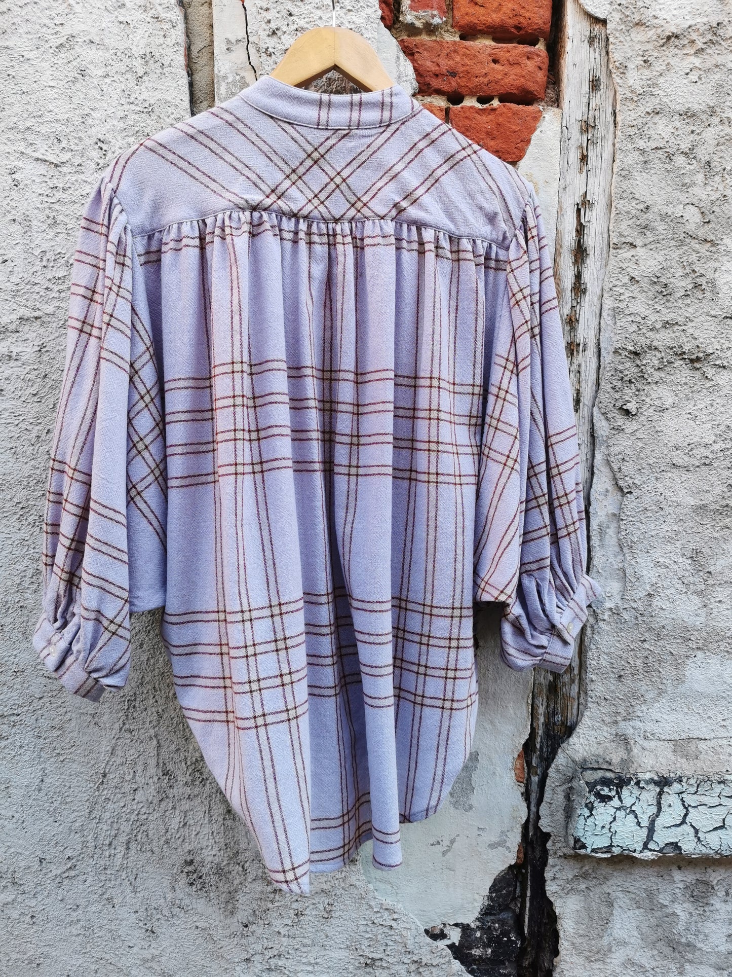 Sea Me Happy Balloon blouse lila