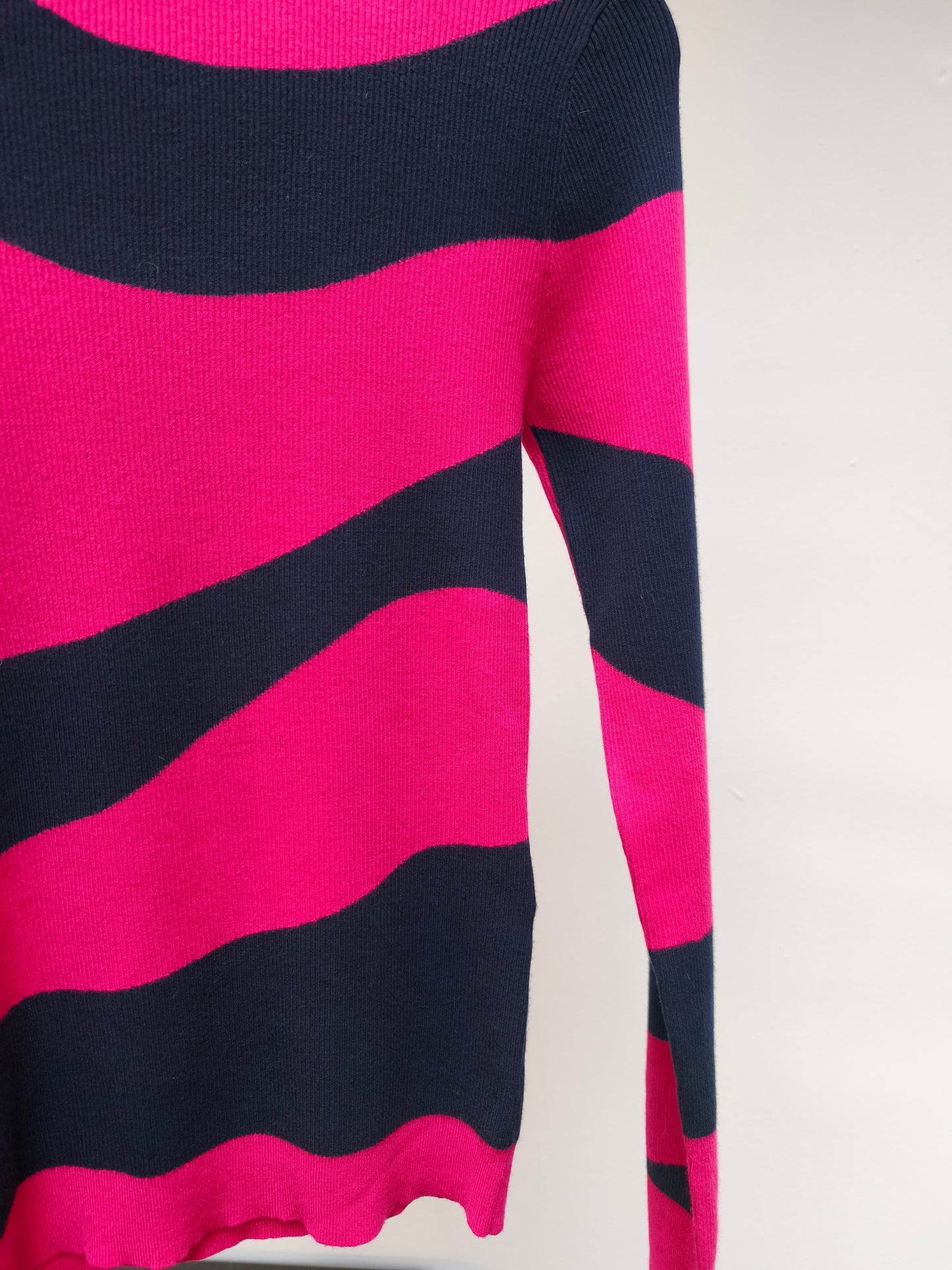Essentiel turtle neck fuchsia navy