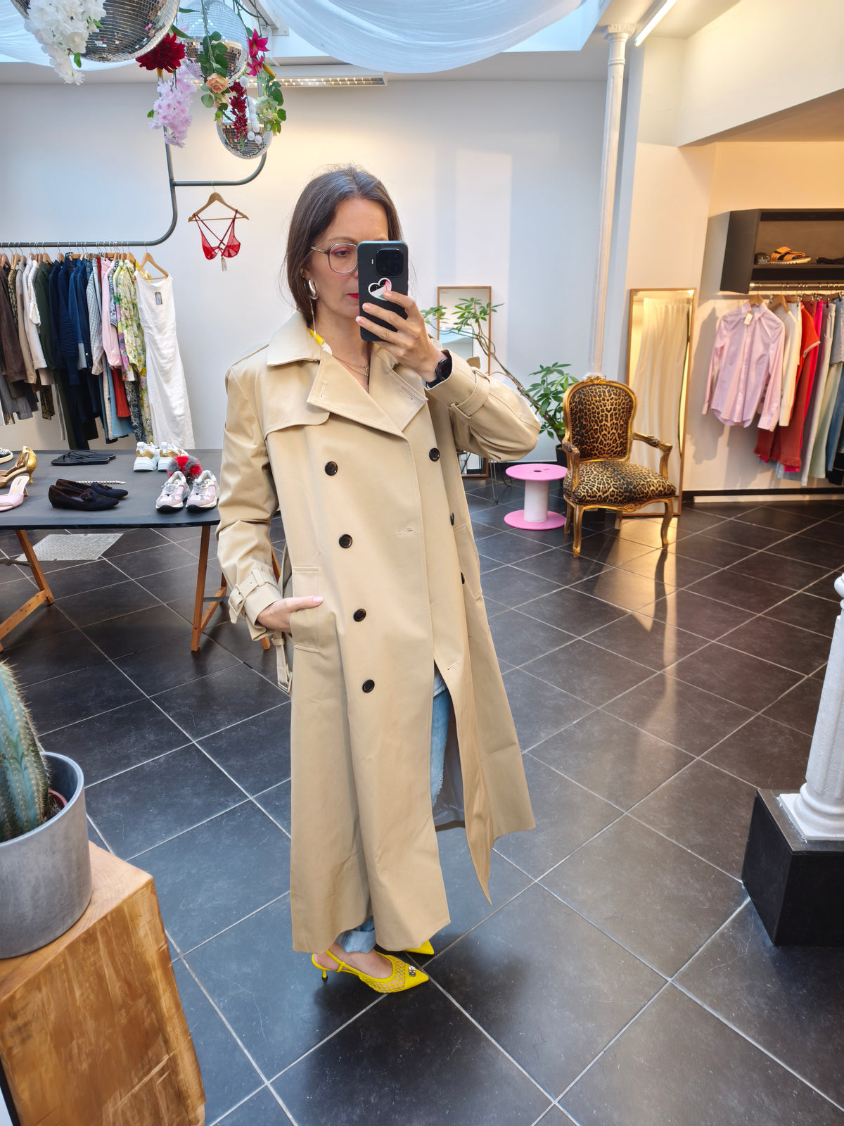 Rhúne Eline trenchcoat