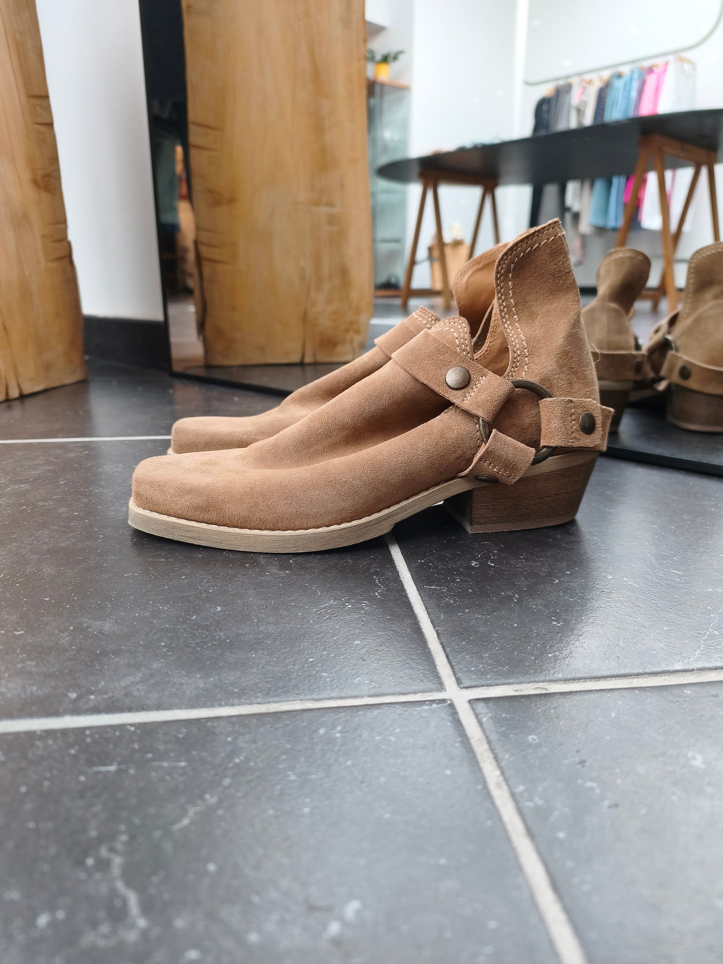 Pavement boots