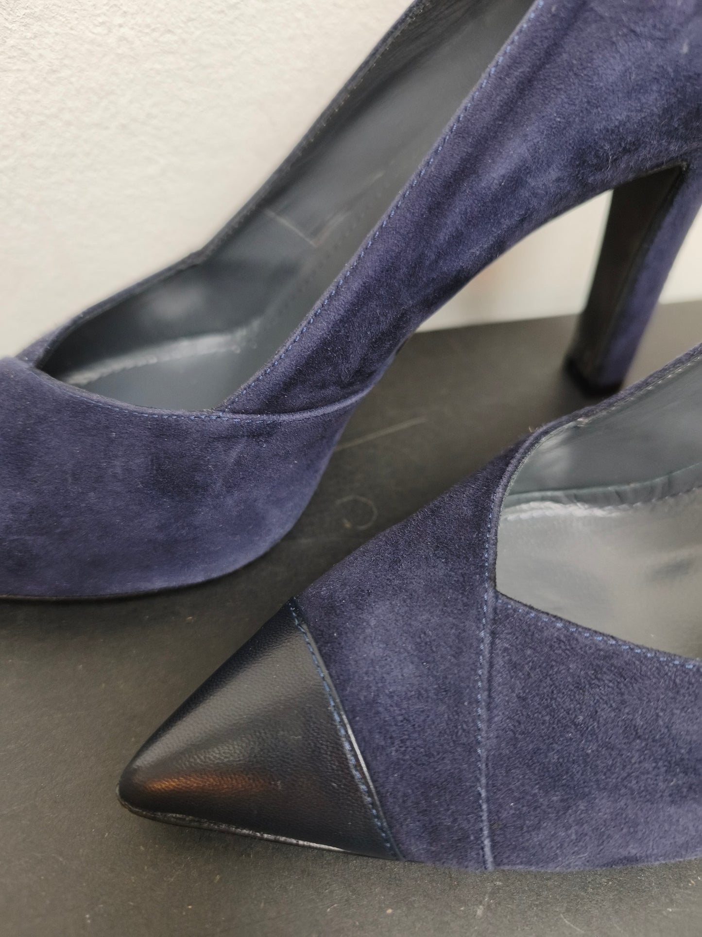Natan pumps
