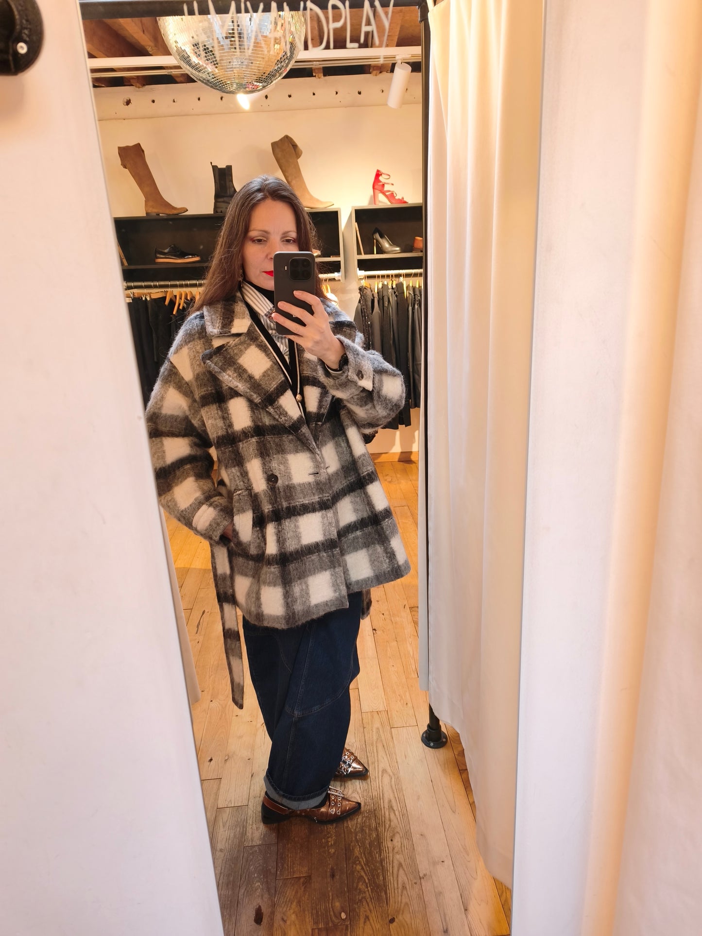 Zwart/witte geruite Iro Mantel