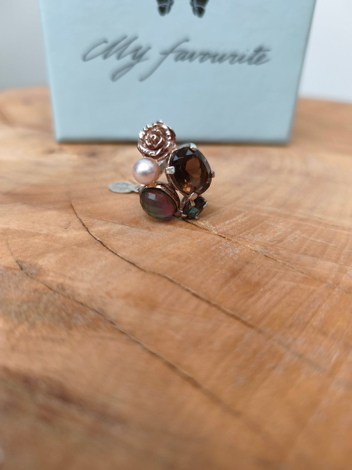 Wouters & Hendrix ring