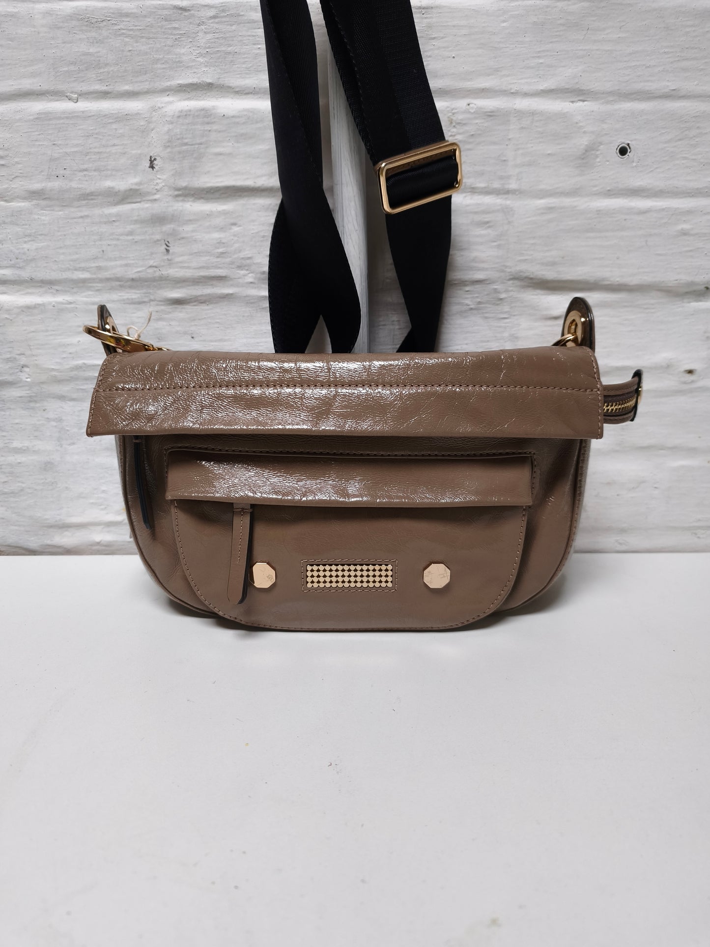 Clio Goldbrenner Neptune