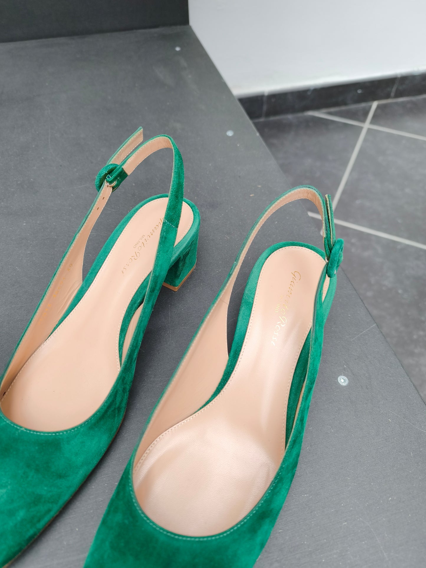 Gianvito Rossi slingbacks