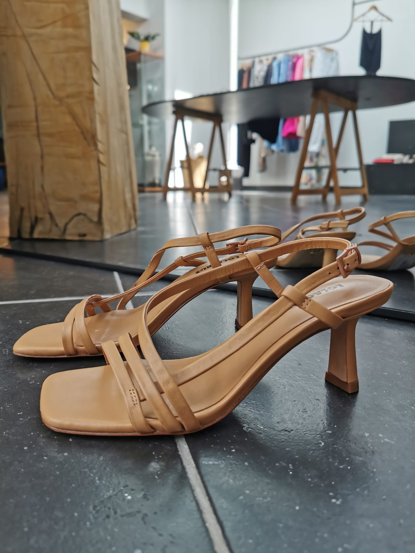 Lola Cruz sandalen